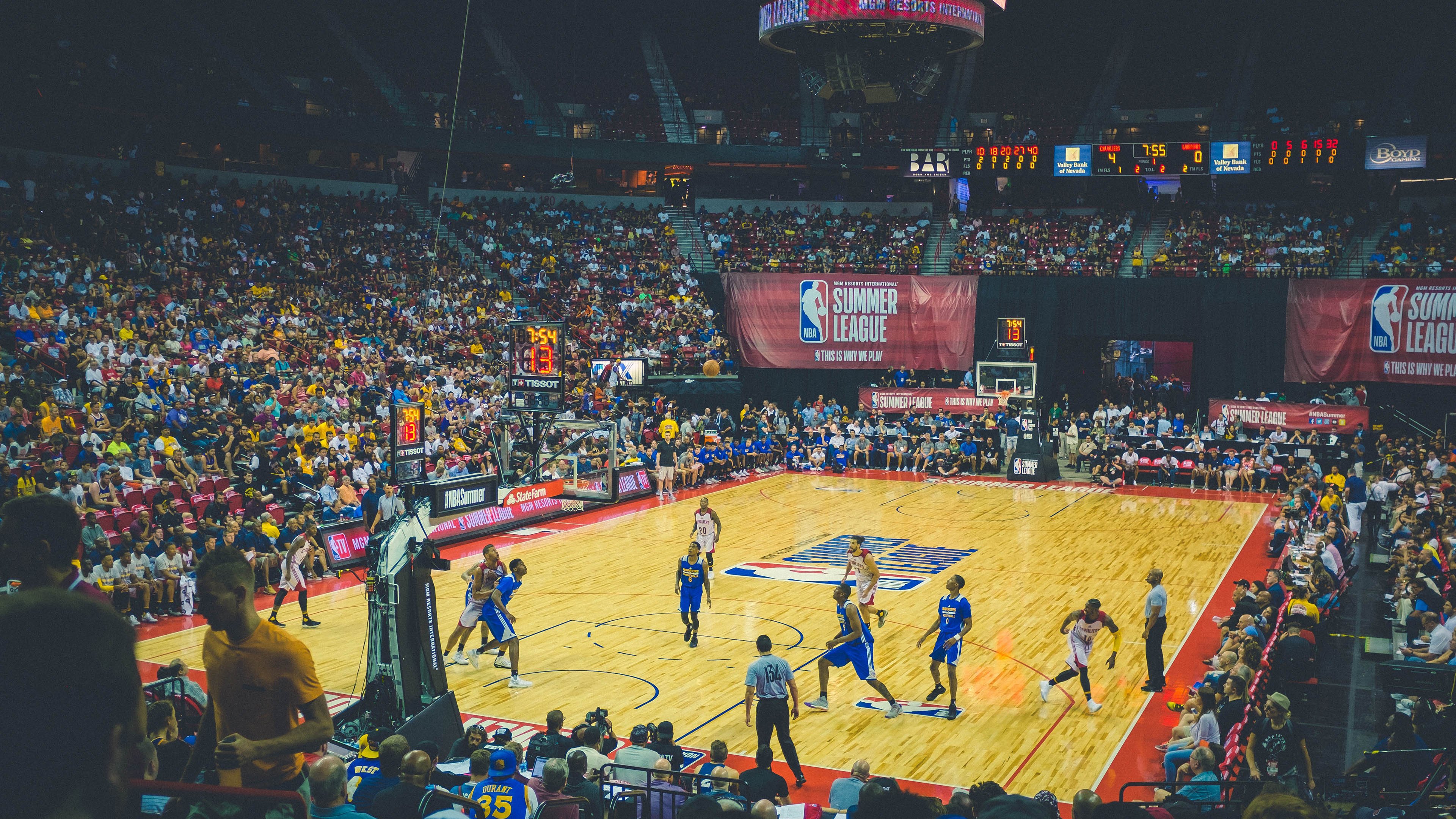 退役国手成立篮球公益机构致力推广基础教学与文化传承，公益性篮球馆